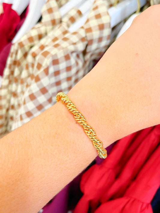 Twisted Chain Toggle Bracelet