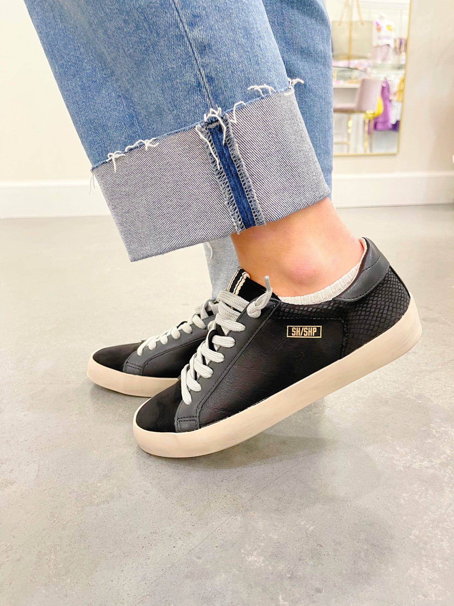 Sneakers
